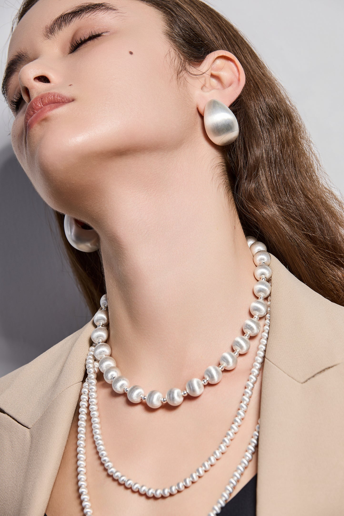 CLASSIC HANDCRAFTED PLATINUM-PLATED FINE TEXTURED CRESCENT EARRINGS