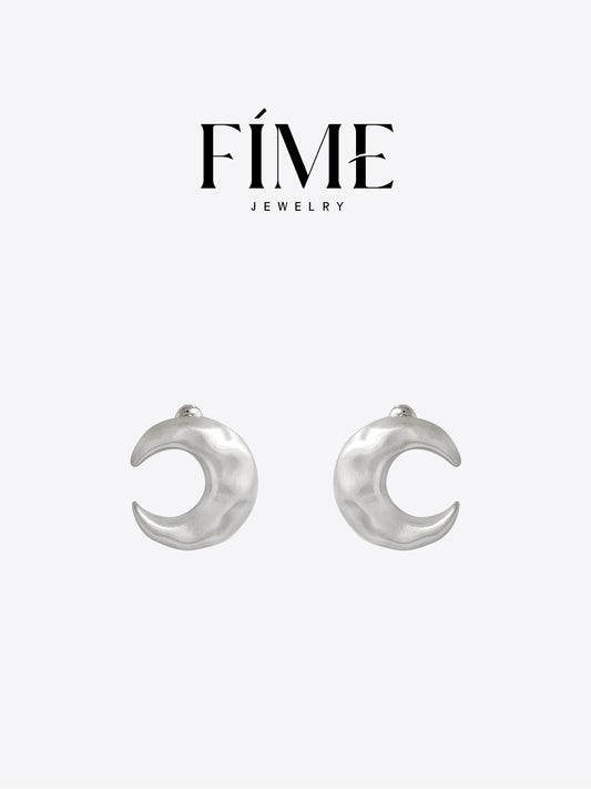 CLASSIC MOONLIGHT IRREGULAR CRESCENT-SHAPED EARRINGS