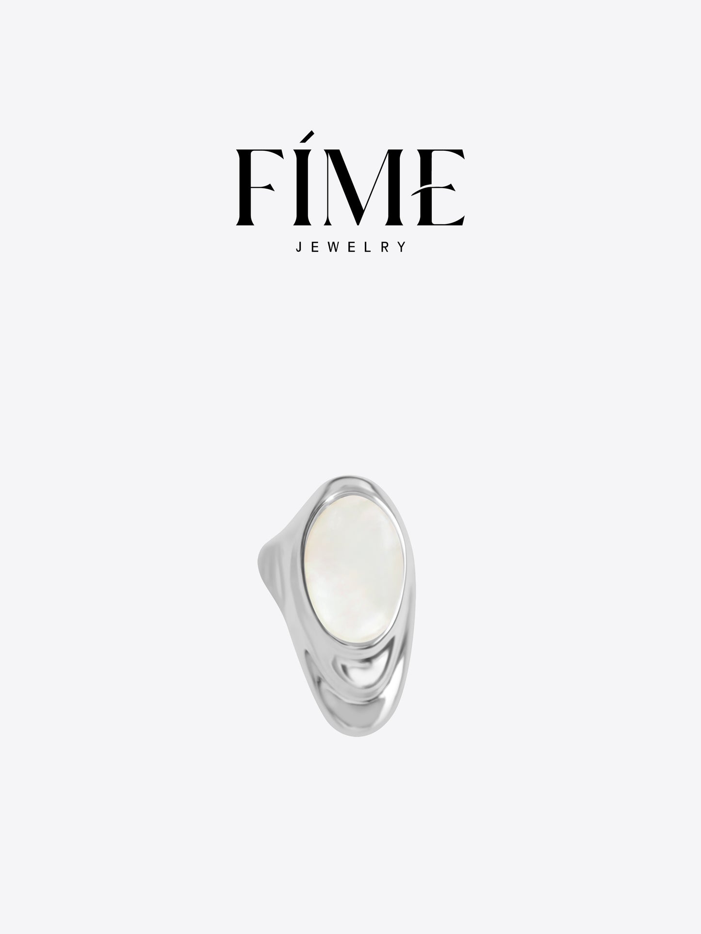 GEM GAZE BUTTERFLY SHAPED WHITE MOTHER-OF-PEARL RING