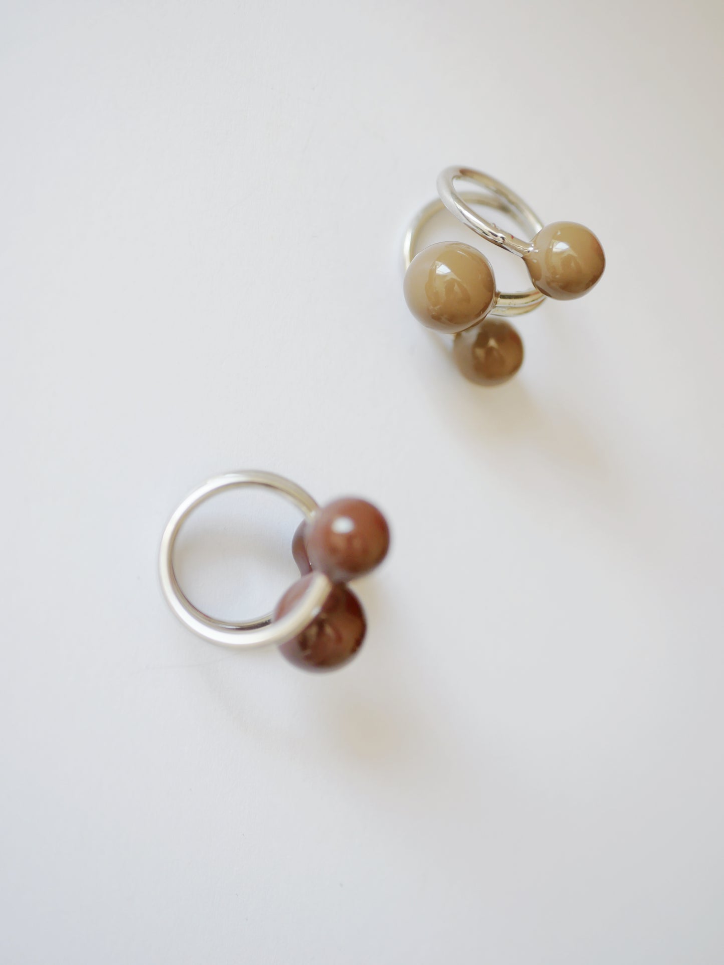 CLASSIC MERLOT THREE-BEAD ENAMEL RING