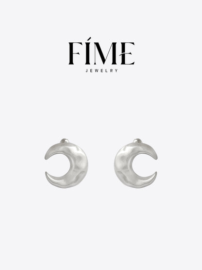CLASSIC MOONLIGHT IRREGULAR CRESCENT-SHAPED EARRINGS