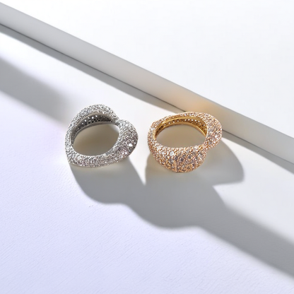 CLASSIC AMOUR MICROPAVED HEART RING